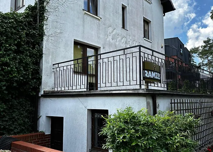 Pensión Ramzes 2 3*